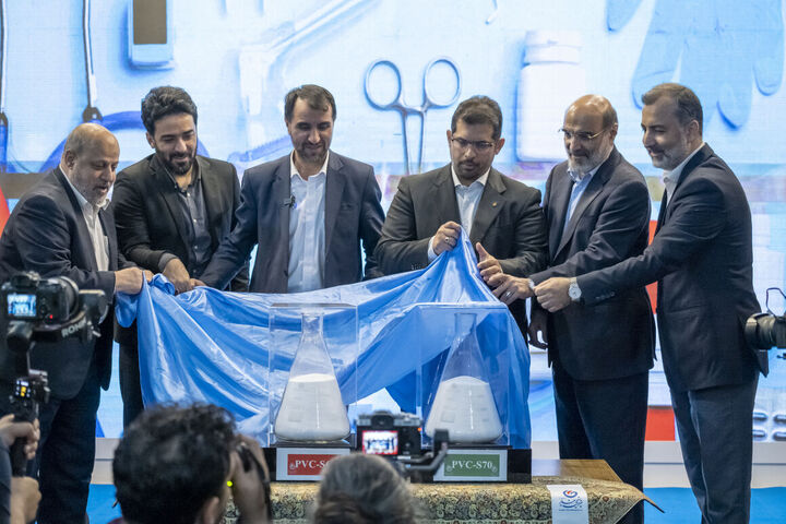 رونمایی از دو پلیمر گرید پزشکی در نمایشگاه ایرانپلاست رونمایی از دو پلیمر گرید پزشکی در نمایشگاه ایرانپلاست