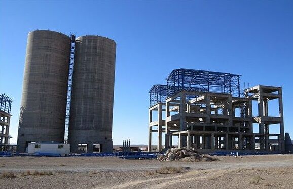 تکمیل کارخانه سیمان دهلران ۷۵۰ میلیارد تومان اعتبار نیاز دارد تکمیل کارخانه سیمان دهلران ۷۵۰ میلیارد تومان اعتبار نیاز دارد