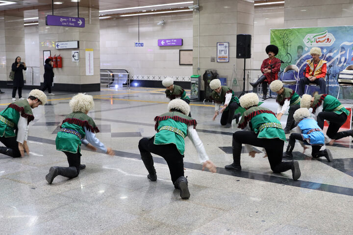 آبادروستا گلستان