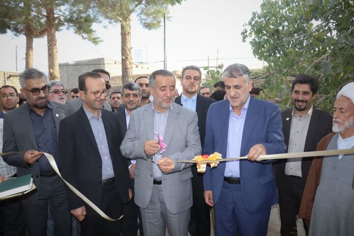 «بیارجمند» روی خط توسعه | کلنگ زنی پروژه مسکونی و افتتاح اینترنت پهن باند «بیارجمند» روی خط توسعه | کلنگ زنی پروژه مسکونی و افتتاح اینترنت پهن باند
