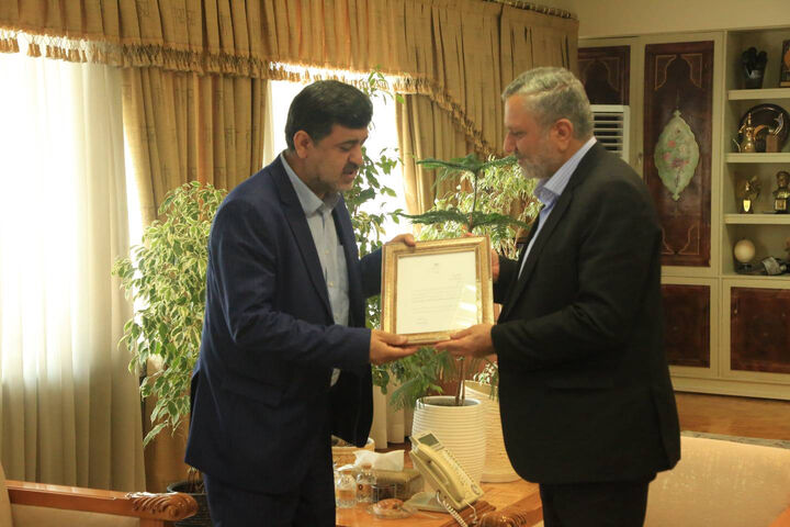 تقدیر وزیر کار از بانک پارسیان در راستای تحقق اهداف زیستبوم ملی اشتغال تقدیر وزیر کار از بانک پارسیان در راستای تحقق اهداف زیستبوم ملی اشتغال