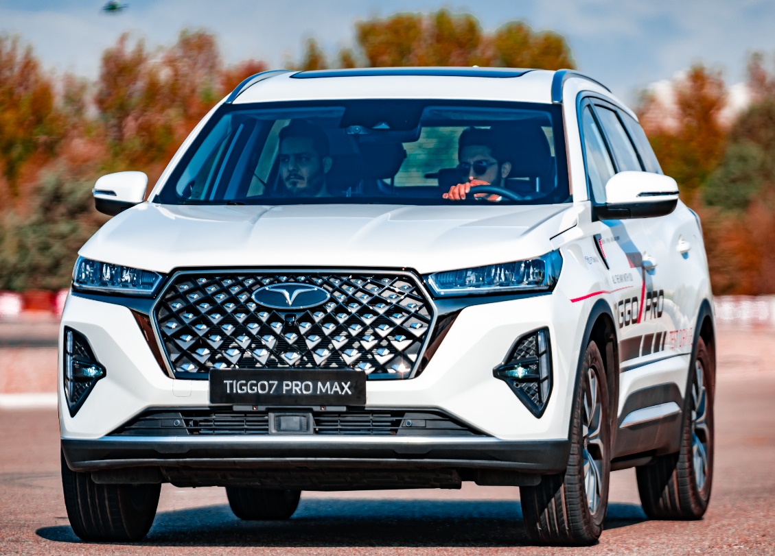 میعادگاهی برای زیبایی، قدرت و تکنولوژی