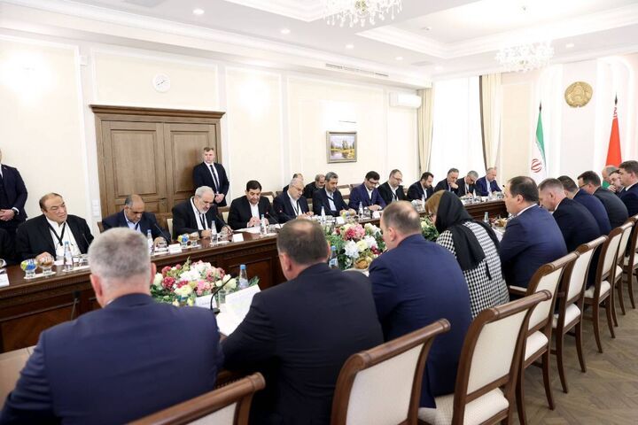 تاکید تهران و مینسک بر مبادله تجاری با ارز ملی| دلیلی ندارد با پول دشمن داد و ستد کنیم تاکید تهران و مینسک بر مبادله تجاری با ارز ملی| دلیلی ندارد با پول دشمن داد و ستد کنیم