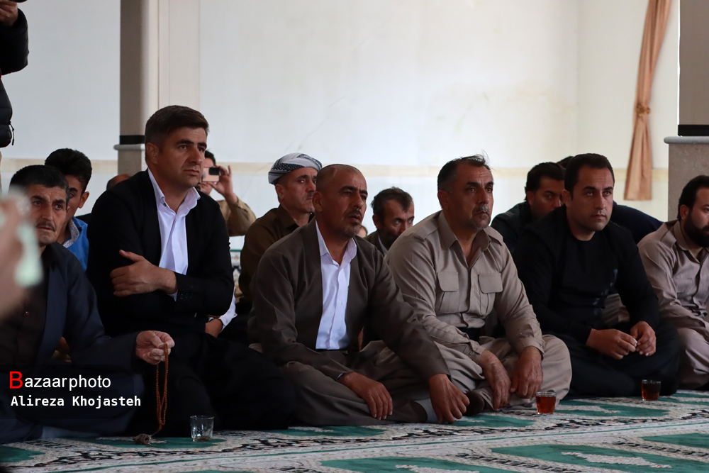 شماری از کولبران به مزارع کشاورزی برگشتند؛ حفظ امنیت مناطق مرزی در گرو اشتغال و حمایت از مرزنشینان