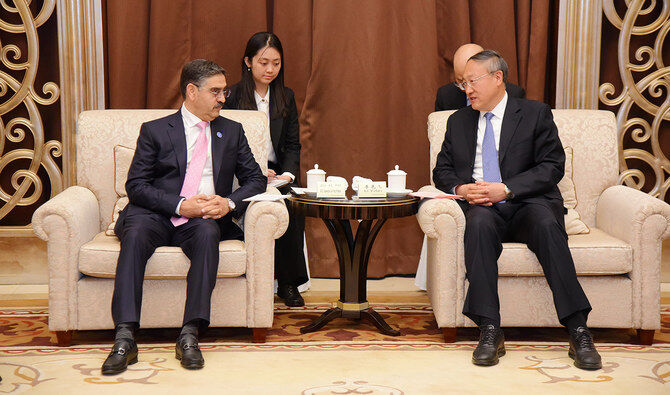 امضای قرارداد همکاری دوجانبه میان چین و پاکستان برای توسعه کریدور CPEC امضای قرارداد همکاری دوجانبه میان چین و پاکستان برای توسعه کریدور CPEC