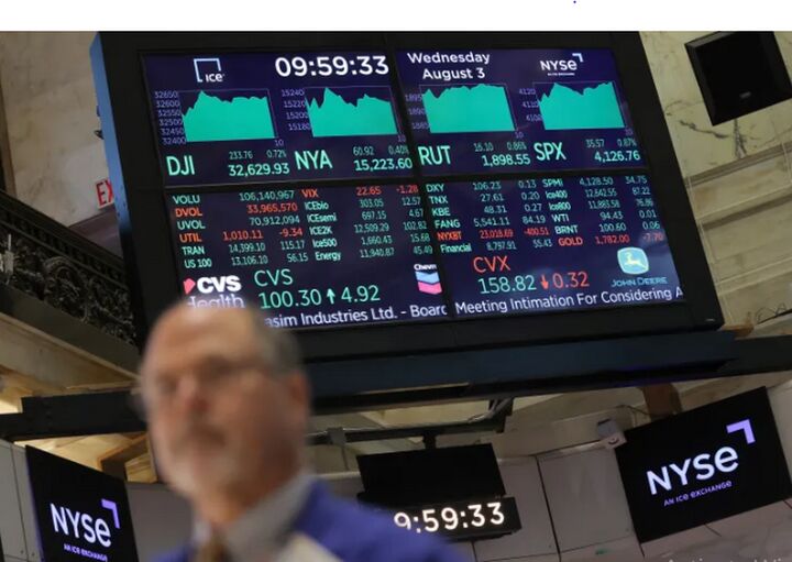 کاهش ارزش یورو و سهام اروپا درپی تنشهای فرانسه کاهش ارزش یورو و سهام اروپا درپی تنشهای فرانسه