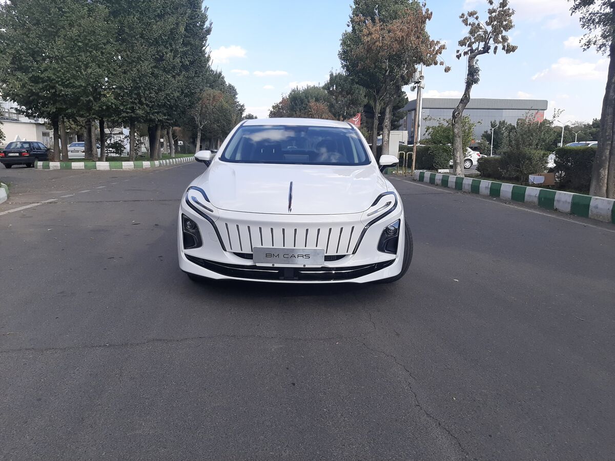 هونگچی با استهلاک صفر وارد تاکسیرانی می شود| بهبود رفتار رانندگی با فناوری خودران