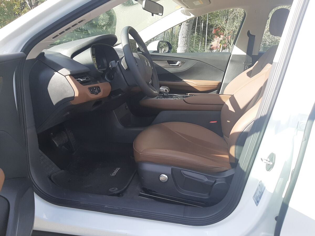 هونگچی با استهلاک صفر وارد تاکسیرانی می شود| بهبود رفتار رانندگی با فناوری خودران