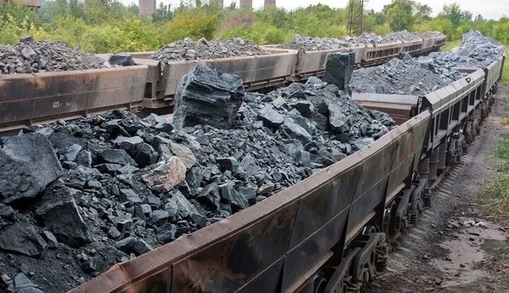 سه میلیارد و ۸۰۰ میلیون تن ذخیره سنگ آهن ایران