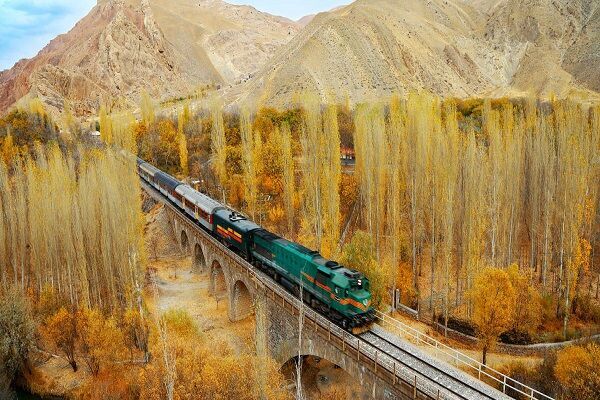 آغاز عملیات حفاری تونل راهآهن بروجرد در ۱۳ آبان آغاز عملیات حفاری تونل راهآهن بروجرد در ۱۳ آبان
