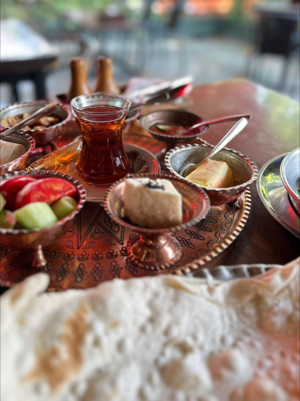 بهترین صبحانه سنتی رشت را باید اینجا خورد!