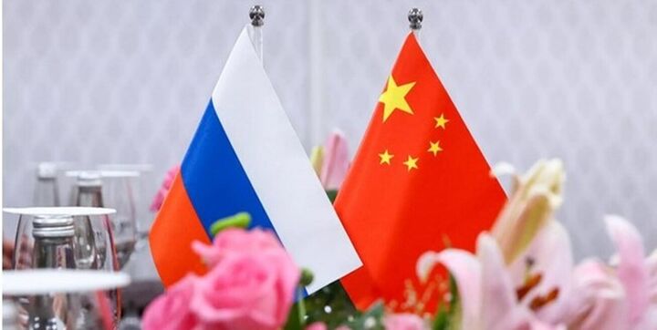 چین دست امید به سوی روسیه دراز کرد