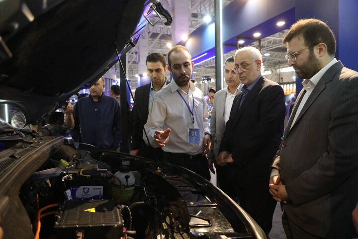 به توان و ظرفیت های موجود در ایران خودرو اعتقاد دارم به توان و ظرفیت های موجود در ایران خودرو اعتقاد دارم