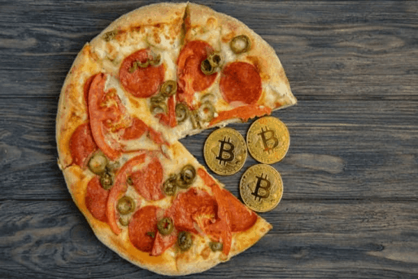 آنچه که باید در مورد پیتزا بیت کوین بدانیم
