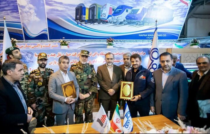 قرارداد ۱۴ هزار میلیاردی «تولید واگن باری» در اراک امضا شد قرارداد ۱۴ هزار میلیاردی «تولید واگن باری» در اراک امضا شد