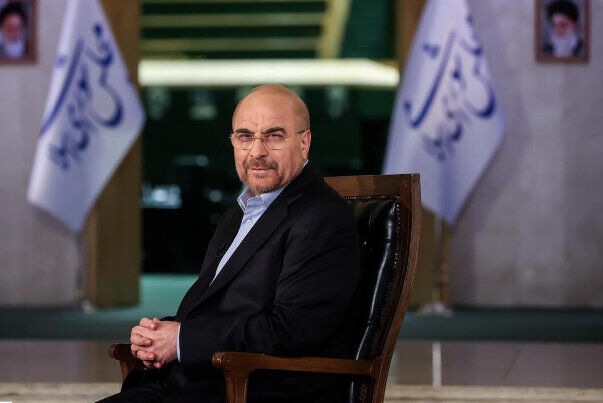 خط قرمز ما هر گونه تغییر مرز در همسایگی ایران است خط قرمز ما هر گونه تغییر مرز در همسایگی ایران است