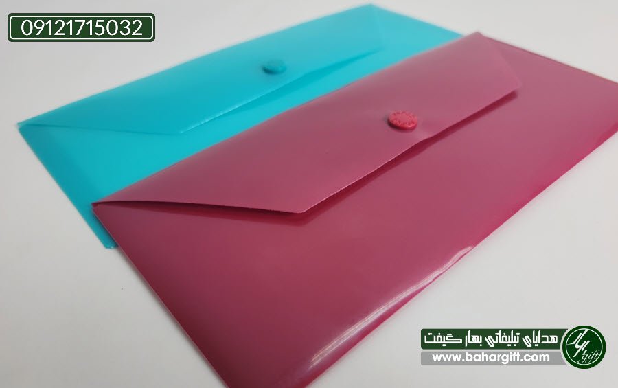 چرا خرید و سفارش تولید بج سینه در کنار پوشه دکمه دار ؟