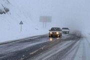 بارش برف‌ و باران در محورهای چالوس، هراز، فیروزکوه و جاده‌های ۲۷ استان
