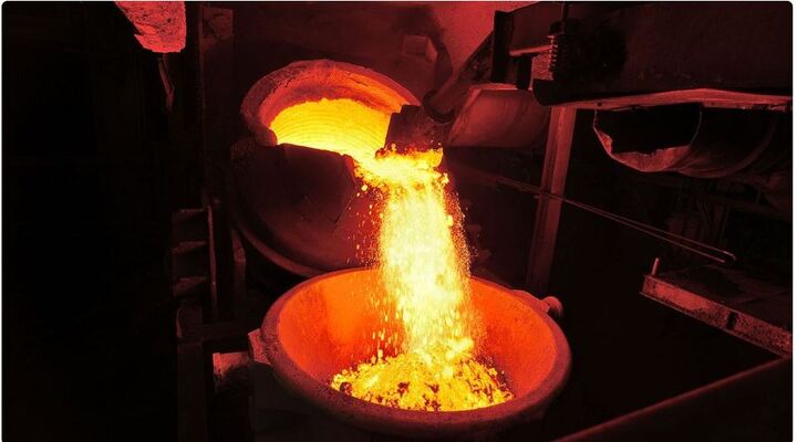 رُشد نقطه‌ به‌ نقطه تولید فولاد خام ایران به ۱۴.۳ درصد رسید