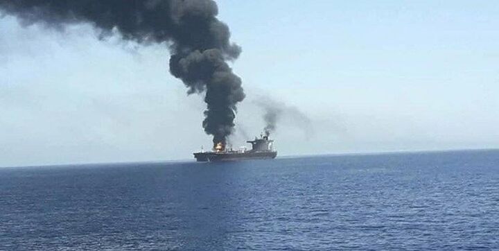 نیروهای مسلح یمن یک کشتی را در دریای سرخ هدف قرار دادند