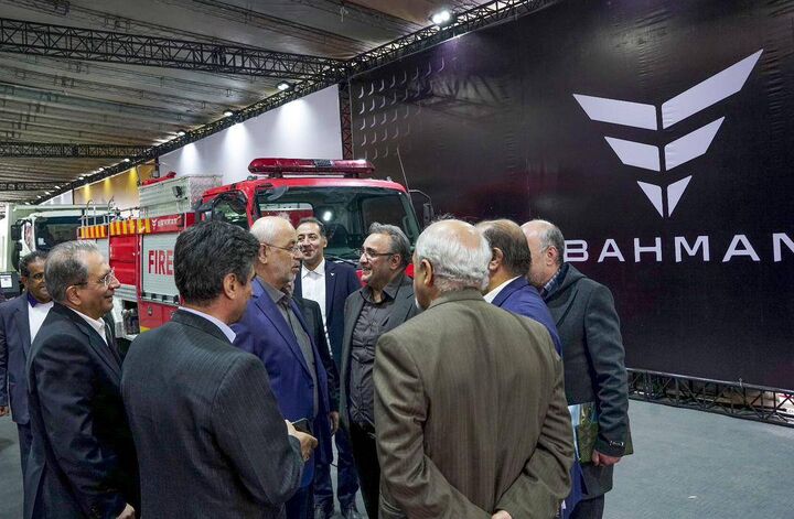 عملکرد خوب گروه بهمن به عنوان یک شرکت خودروساز خصوصی| دولت موانع را از سر راه بخش خصوصی بردارد