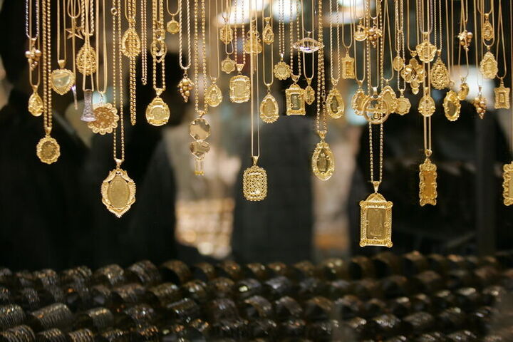 قیمت طلا و سکه ۱۵ فروردین ۱۴۰۳