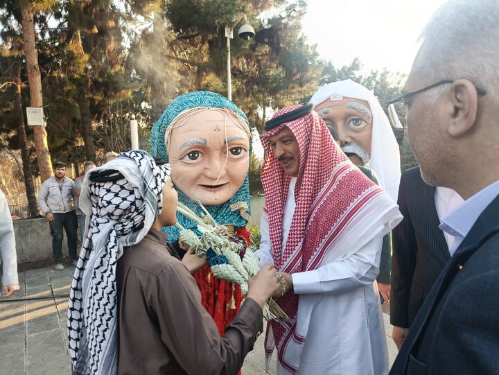 «شب گردشگری اروند» باید گسترش یابد| خلق فرصتهای اقتصادی از طریق حضور اروند در تهران و کشورهای خارجی «شب گردشگری اروند» باید گسترش یابد| خلق فرصتهای اقتصادی از طریق حضور اروند در تهران و کشورهای خارجی