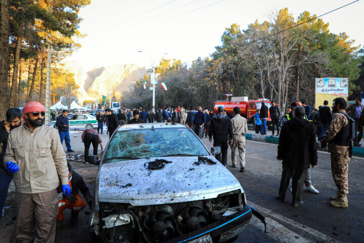 ملیّت یکی از تروریستها مشخص شد| بازداشت ۱۱ نفر از اعضای شبکه پشتیبانی در ۶ استان ملیّت یکی از تروریستها مشخص شد| بازداشت ۱۱ نفر از اعضای شبکه پشتیبانی در ۶ استان