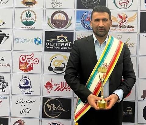 تربیت متخصص برای اقتصاد و صنعت از رسالت های اصلی دانشگاه است تربیت متخصص برای اقتصاد و صنعت از رسالت های اصلی دانشگاه است