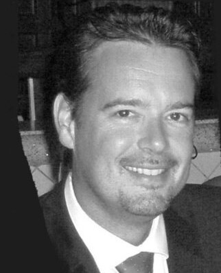 این مرد ویروس استاکس نت را وارد تاسیسات هسته ای نطنز کرد | او دو هفته بعد به هلاکت رسید!