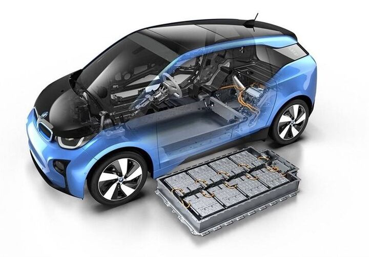 فقدان آزمایشگاه ایمنی باتری خودروهای برقی در کشور| در دنیا چند نسل باتری تغییر یافته؟
