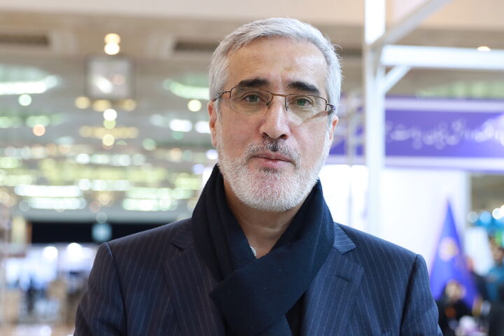 عمده داروهای مورد نیاز کشور را تامین می کنیم| مشکل نقدینگی سرعت پیشرفت دارو سازی را کند می کند عمده داروهای مورد نیاز کشور را تامین می کنیم| مشکل نقدینگی سرعت پیشرفت دارو سازی را کند می کند