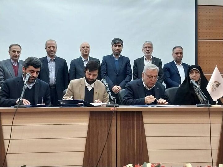 تفاهمنامه همکاری چهار جانبه «ارتقای بهرهوری آب و برق» امضا شد تفاهمنامه همکاری چهار جانبه «ارتقای بهرهوری آب و برق» امضا شد