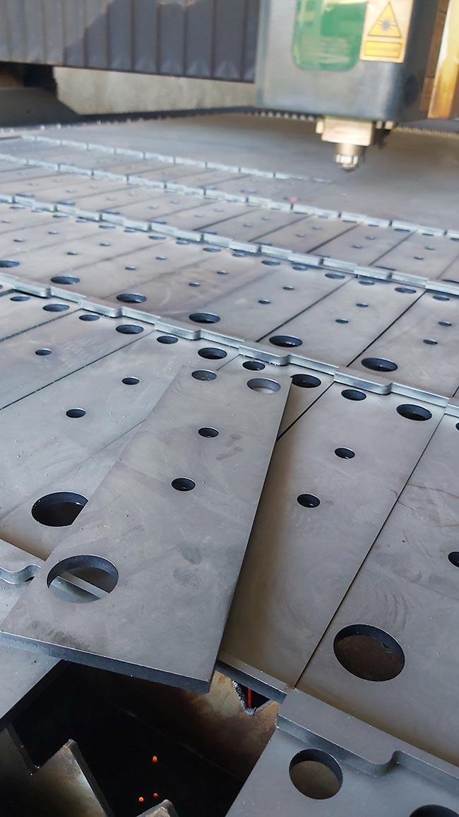 با برش لیزر فلزات هر طرحی رو می خوای تولید کن!