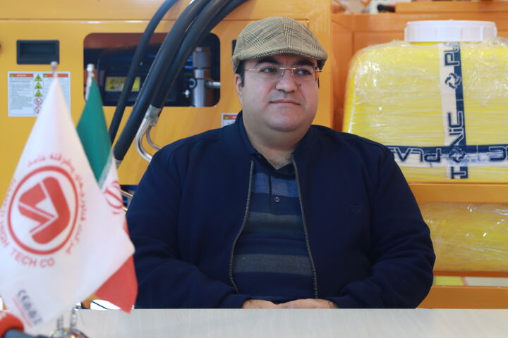 ساخت ماشین آلات راه سازی هوشمند بر پایه هوش مصنوعی؛ ۳۰۰ شهرداری کشور به ماشین های ما مجهز شده اند ساخت ماشین آلات راه سازی هوشمند بر پایه هوش مصنوعی؛ ۳۰۰ شهرداری کشور به ماشین های ما مجهز شده اند