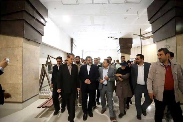 تمدید وعده ها در خصوص افتتاح مهمترین پروژه فرهنگی کردستان؛ عمر تالار مرکزی سنندج ۲۱ ساله شد