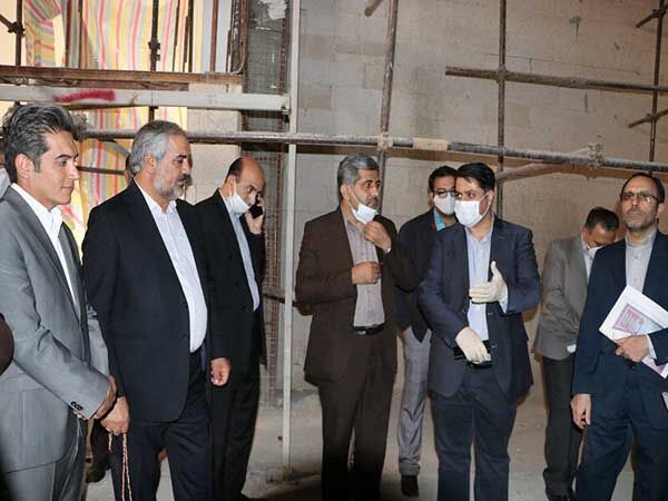 تمدید وعده ها در خصوص افتتاح مهمترین پروژه فرهنگی کردستان؛ عمر تالار مرکزی سنندج ۲۱ ساله شد