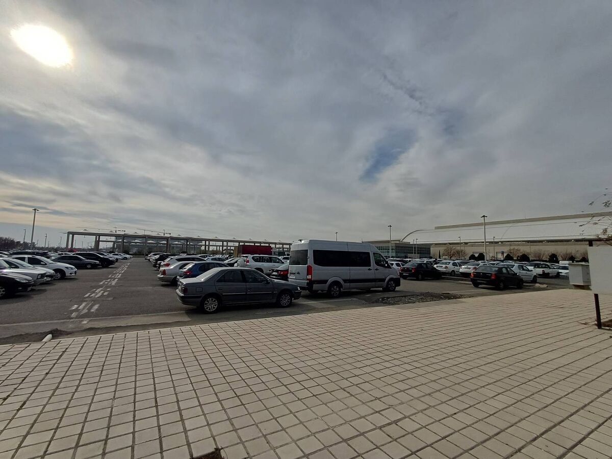 نمایشگاه خودرو تهران محل کسب مجری برگزاری| زیرساخت های شهر آفتاب فراهم نیست