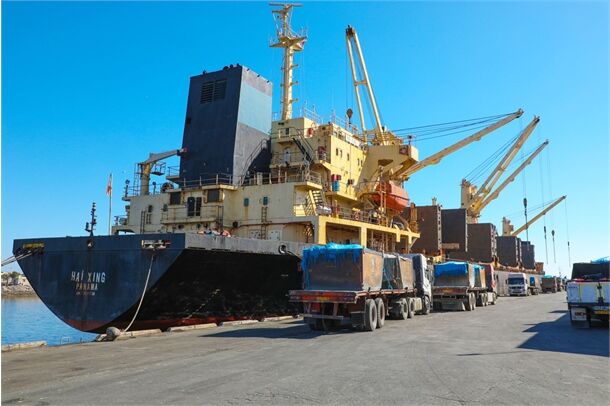 جابهجایی کالا در بنادر شرق هرمزگان به مرز ۲ میلیون تُن رسید