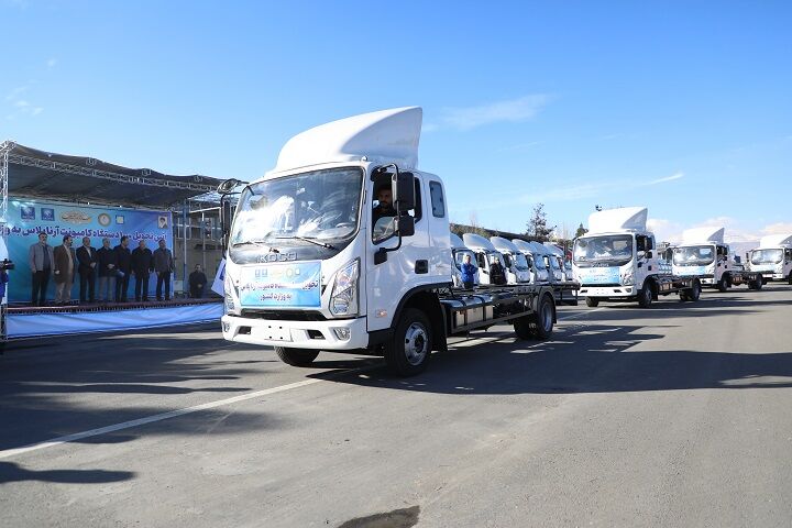 ۲۰ دستگاه کامیون فورس در بورس کالا معامله شد