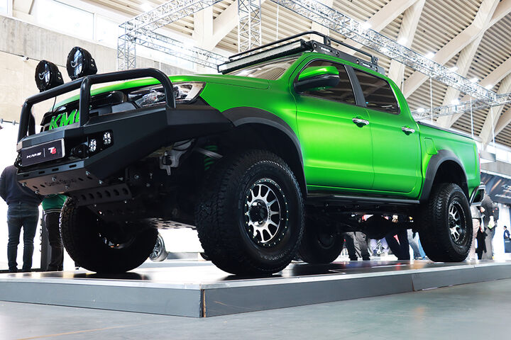 پنجمین نمایشگاه خودرو تهران