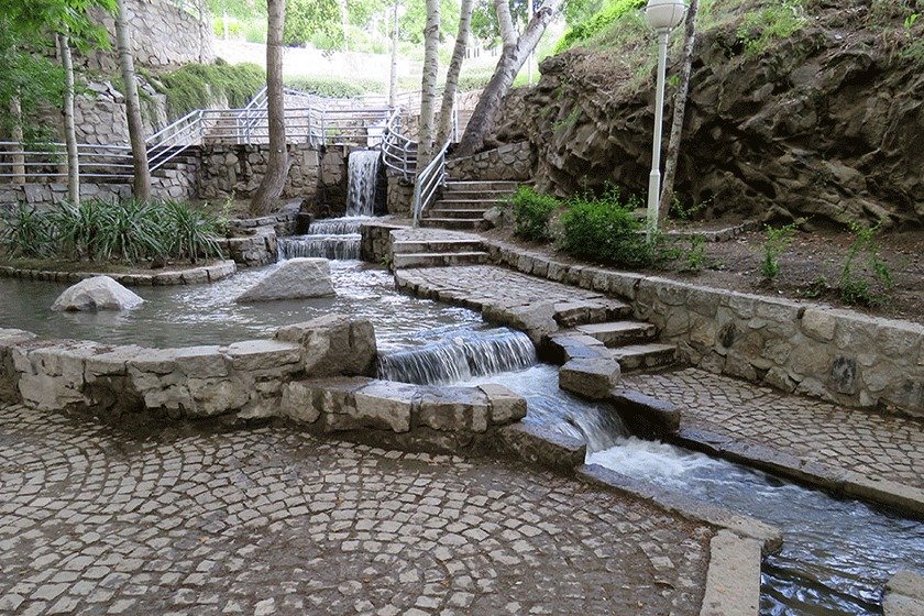 پارک وکیل اباد