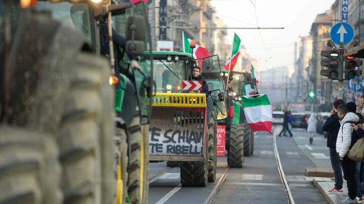 تظاهرات کشاورزان در اروپا به ایتالیا رسید