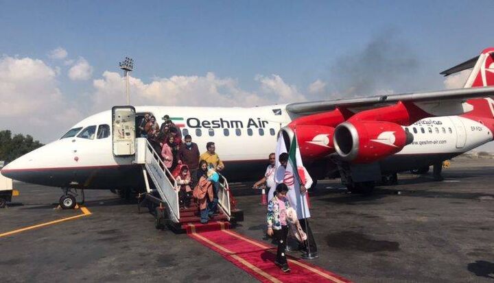 توسعه خطوط پروازی جزیره قشم با استقرار دائمی یک فروند هواپیمای آرجی ۱۰۰ توسعه خطوط پروازی جزیره قشم با استقرار دائمی یک فروند هواپیمای آرجی ۱۰۰