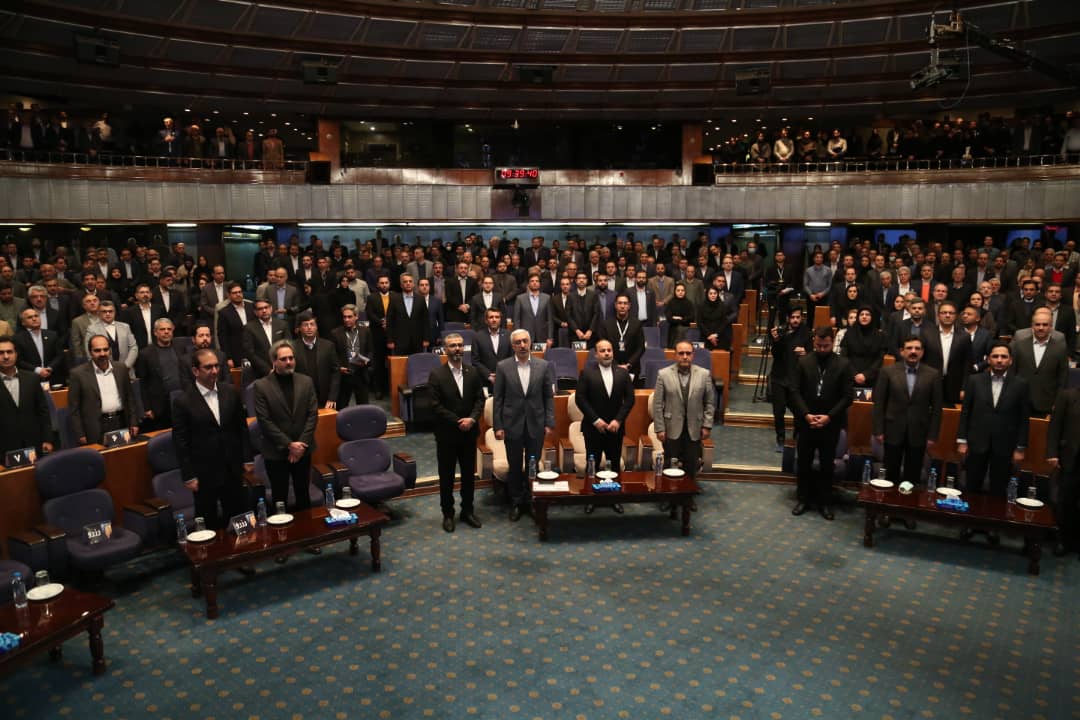 کسب رتبه برترین شرکت کشور از نظر رشد سریع در بیست و ششمین همایش شرکتهای برتر ایران