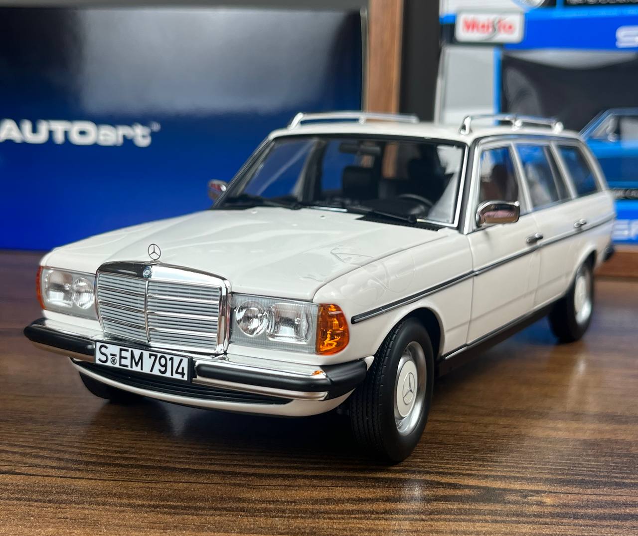 بنز استیشن برند نورو