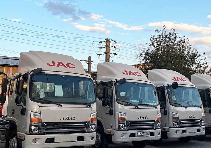 عرضه ۹۰ دستگاه کامیونت JAC در بورس کالا