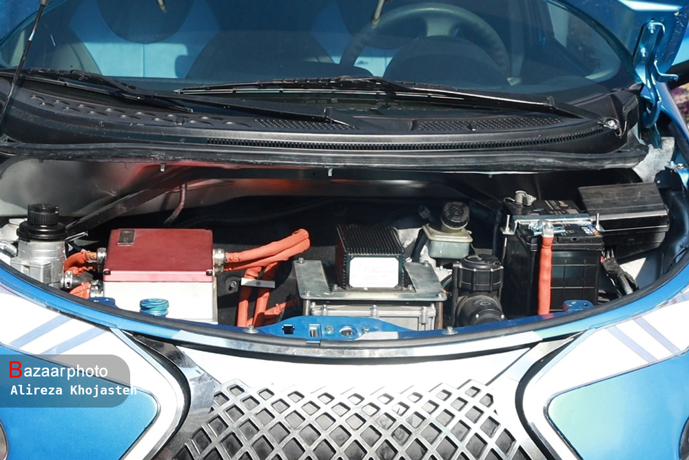 معرفی موتور و خودرو برقی در سیزدهمین همایش موتورهای درونسوز و نفت| تارا هوشمند شد