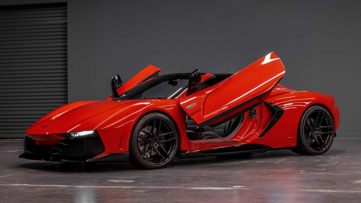 سوپراسپرت رضوانی موتورز با قدرت ۱۰۰۰ اسب در راه بازار| ۴۸۵ هزار دلار برای خودرو مشابه جیمز باند