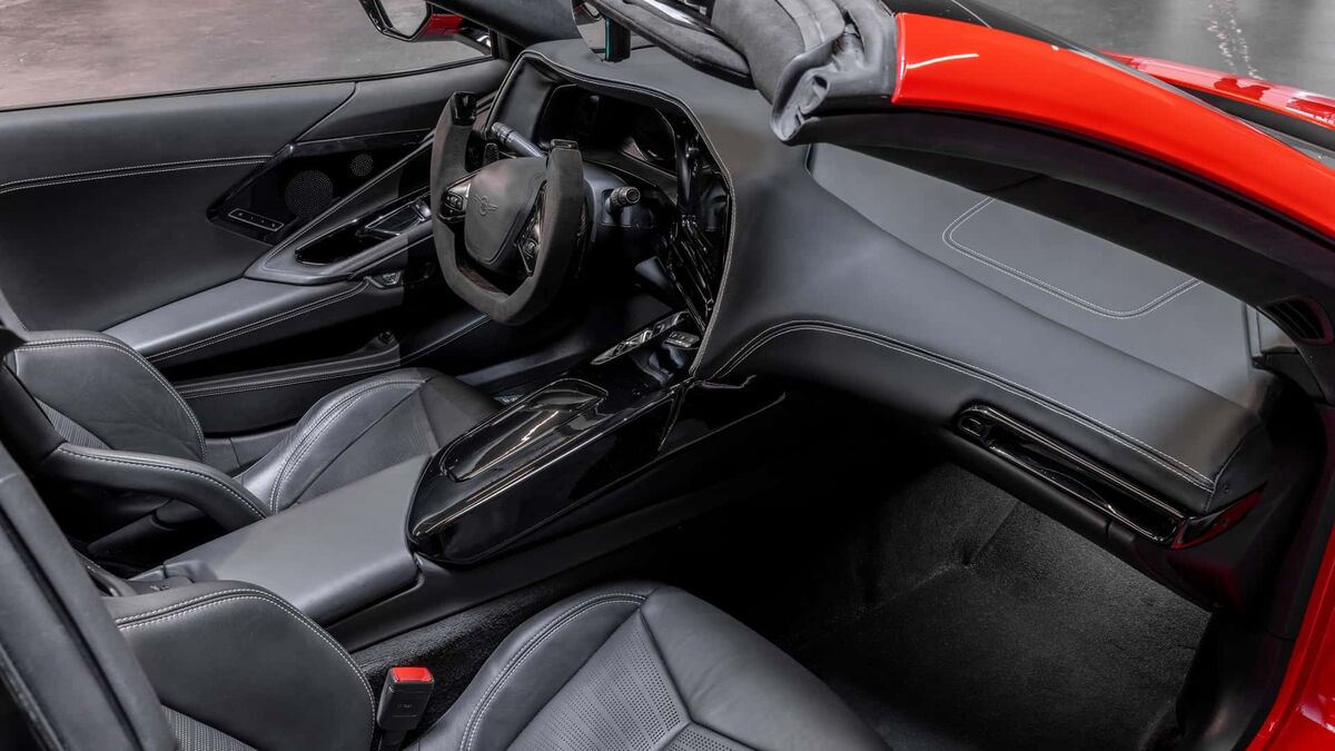 سوپراسپرت رضوانی موتورز با قدرت ۱۰۰۰ اسب در راه بازار| ۴۸۵ هزار دلار برای خودرو مشابه جیمز باند